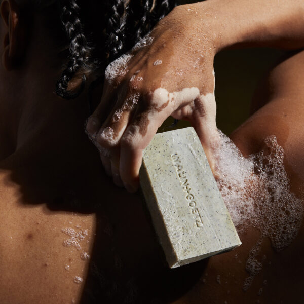 exfoliating bar - mandelic acid | MALIN+GOETZ
