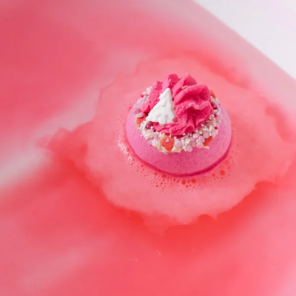 bath bomb - pink christmas | BOMB RAW