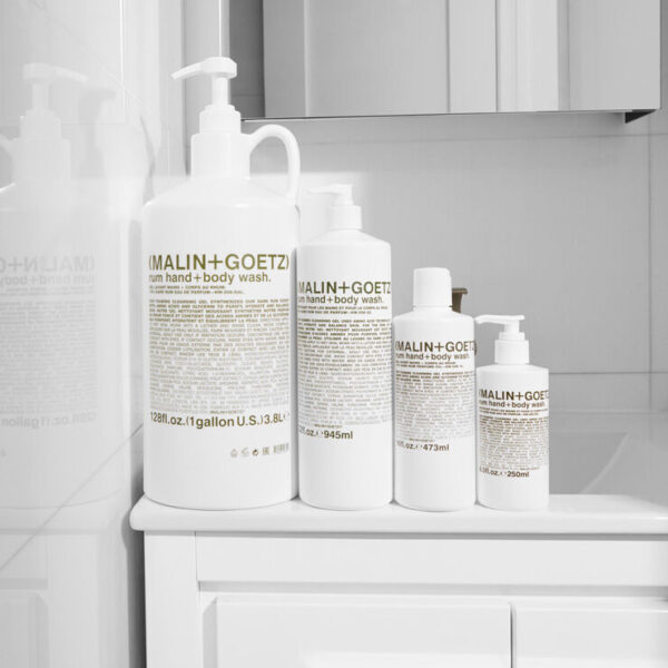 rum-hand-body-wash-collection-lifestylw-1x1 hand + body wash 945ml - rum | MALIN+GOETZ