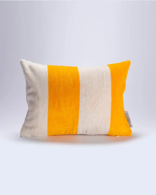 Coussin or | PLACE RESERVEE
