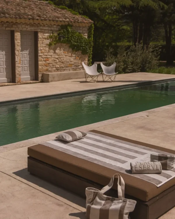 Coussin sable | PLACE RESERVEE