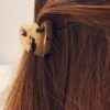 petite pince coeur écailles brun/beige | L'Escale des Sens