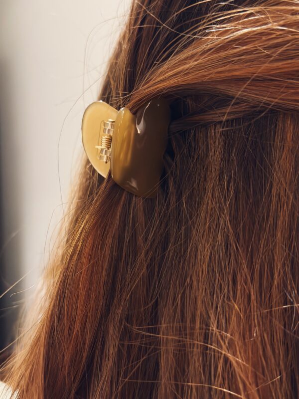 petite pince coeur beige | L'Escale des Sens